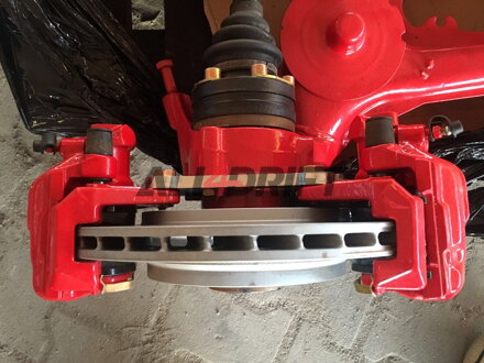 Adaptateur pour le raccordement d'étriers de frein à disque BMW E30/E36 Compact (essieu à tambour)