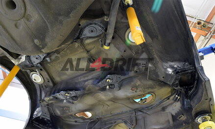 Kit de renforts pour essieu arrière (berceau arrière) BMW E36 - 12 pièces
