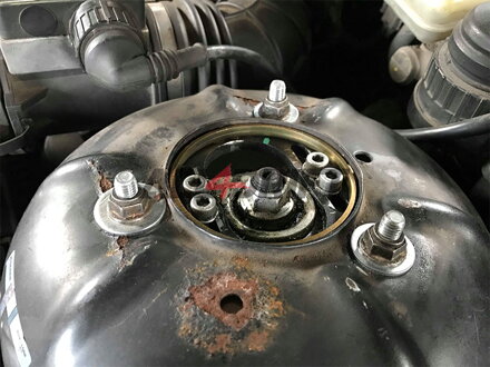 Renforts de coupelles de fixation des amortisseurs avant BMW E36